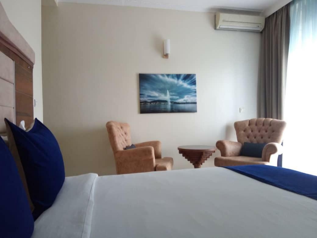 Ikaze B&B Кигали Екстериор снимка